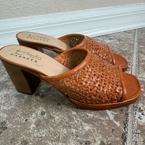 Henry Beguelin for Barneys weaved sabot size 37 (6.5)